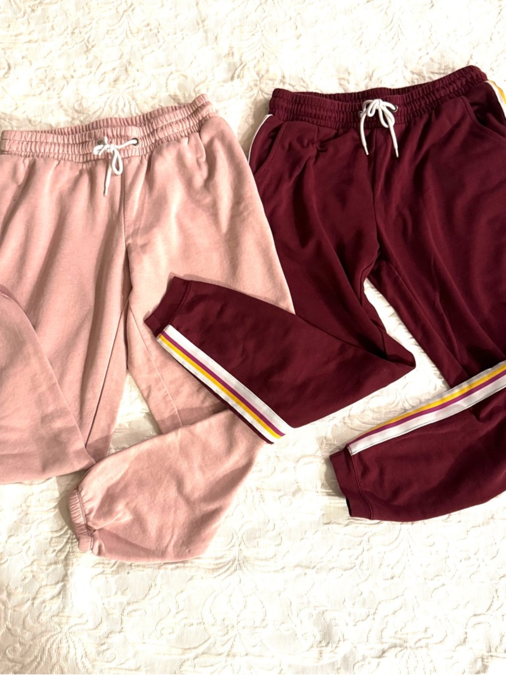 Women’s Cozy Drawstring Joggers - Pink & Burgundy